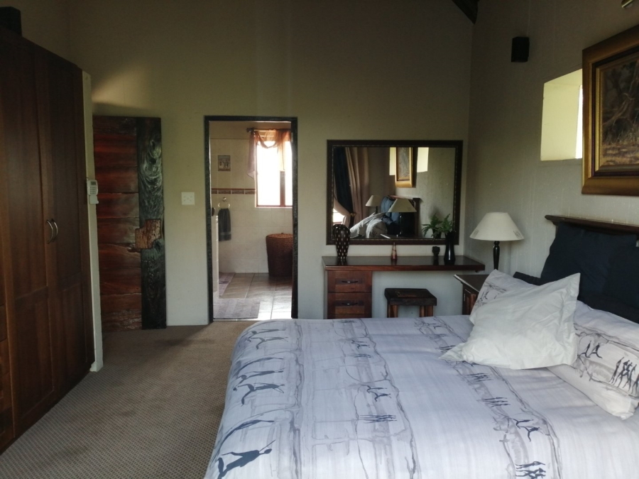 4 Bedroom Property for Sale in Boschenvaal River Front Lodges Free State